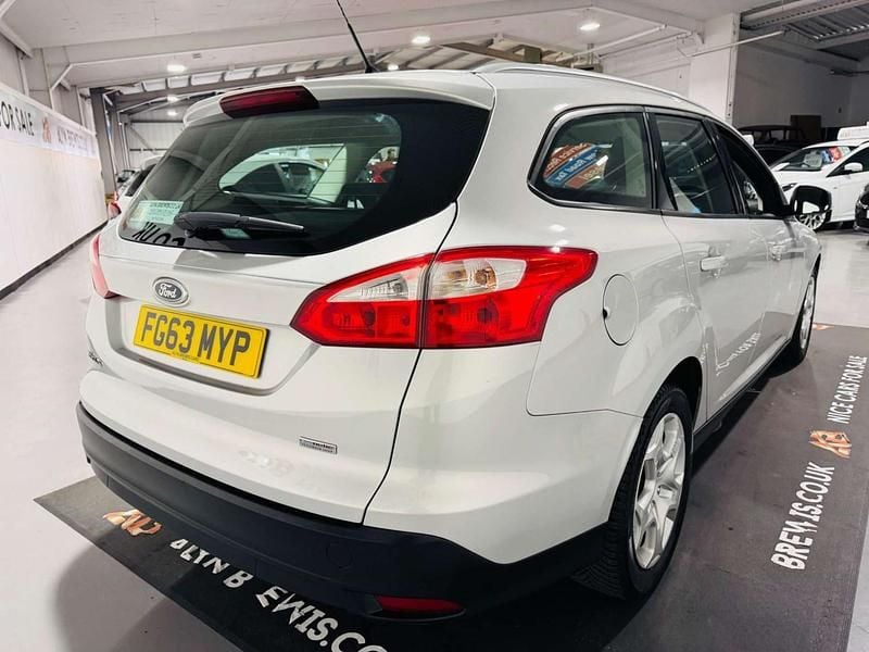 Used Ford Focus 2013 Silver Estate