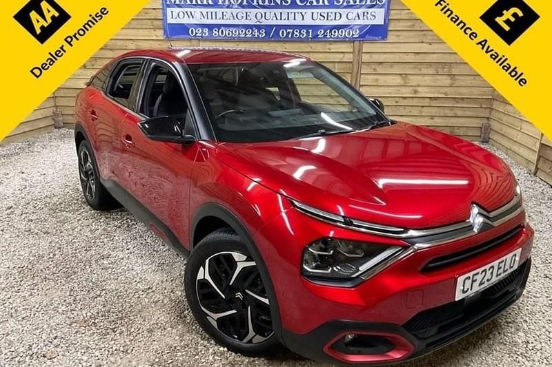 Used Citroën C4 Shine 130 HP (95 kW) 2023 Red SUV