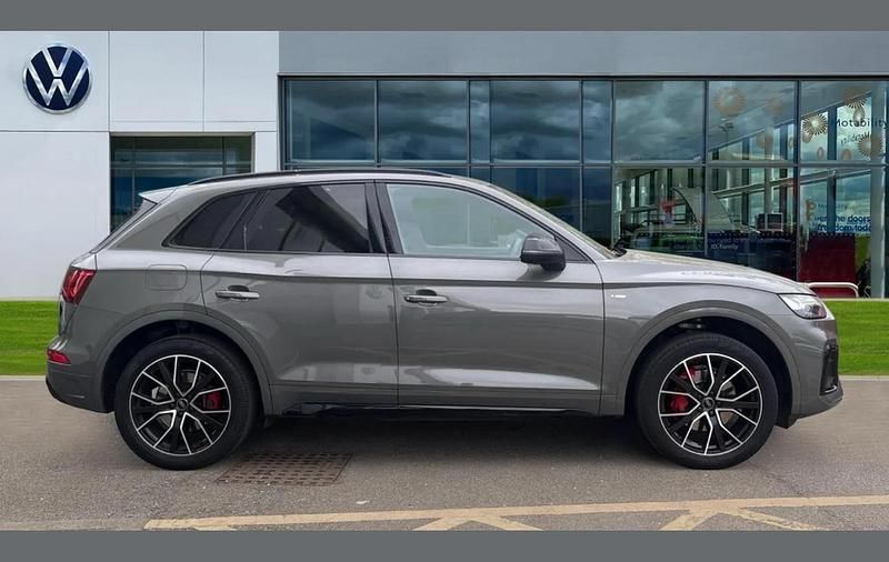 Used Audi Q5 Comfort 265 HP (194 kW) 2023 Grey SUV