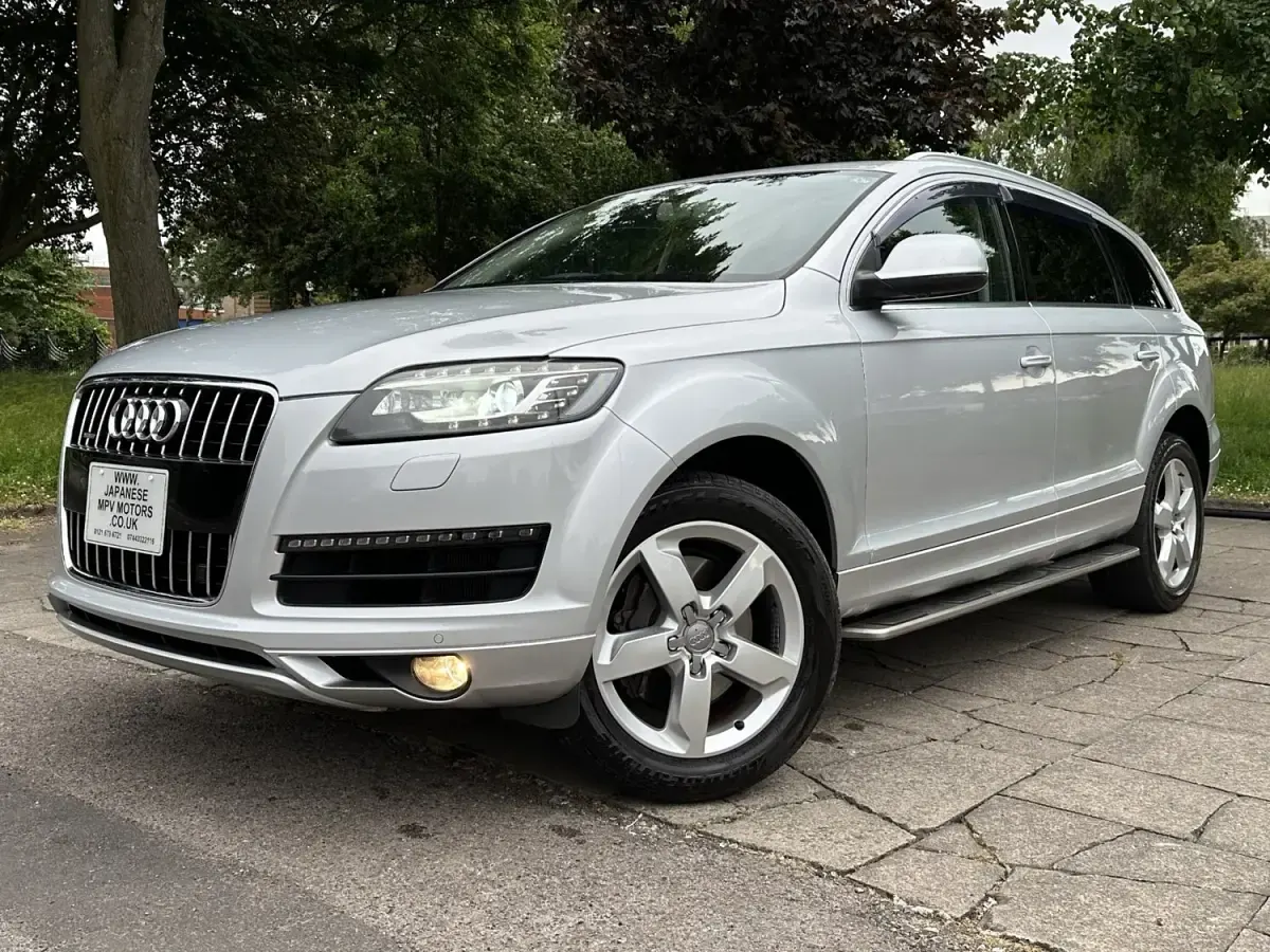 Used Audi Q7 2011 Silver SUV