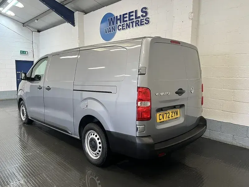 Gebraucht Vauxhall Vivaro S 145 PS (106 kW) 2022 Grau Van / Kleinbus