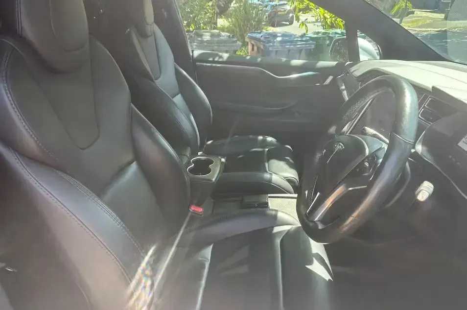 Used Tesla Model X Standard Range 448 kW (610 HP) 2018 Grey SUV