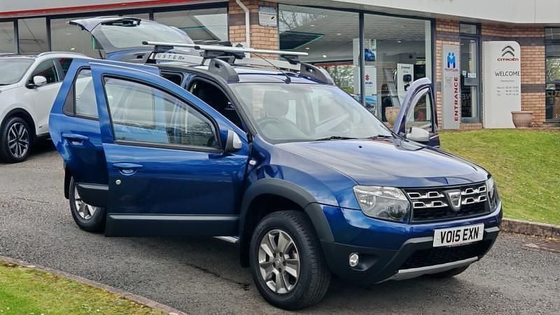 Used Dacia Duster Lauréate 2015 Blue SUV