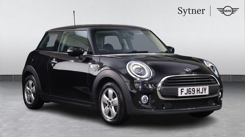 Black Used 2019 Mini ONE Classic Hatchback | £12,000 (Fair price) - Image 1/4