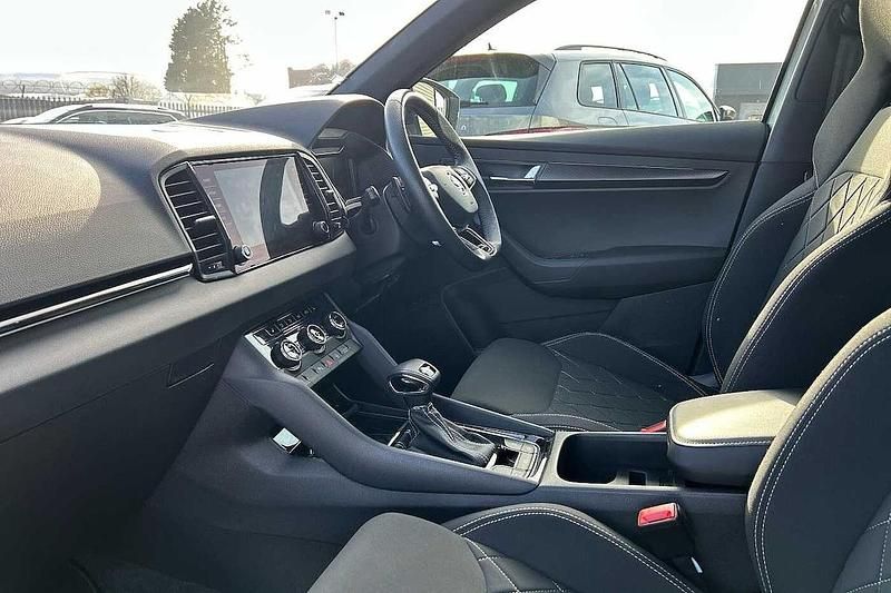 Used Skoda Karoq SportLine 150 HP (110 kW) 2023 Brilliant silver metallic SUV