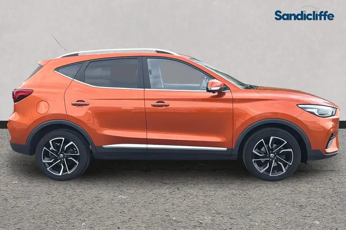 Used MG ZS Exclusive 111 HP (81 kW) 2023 Metallic  hoxton orange SUV