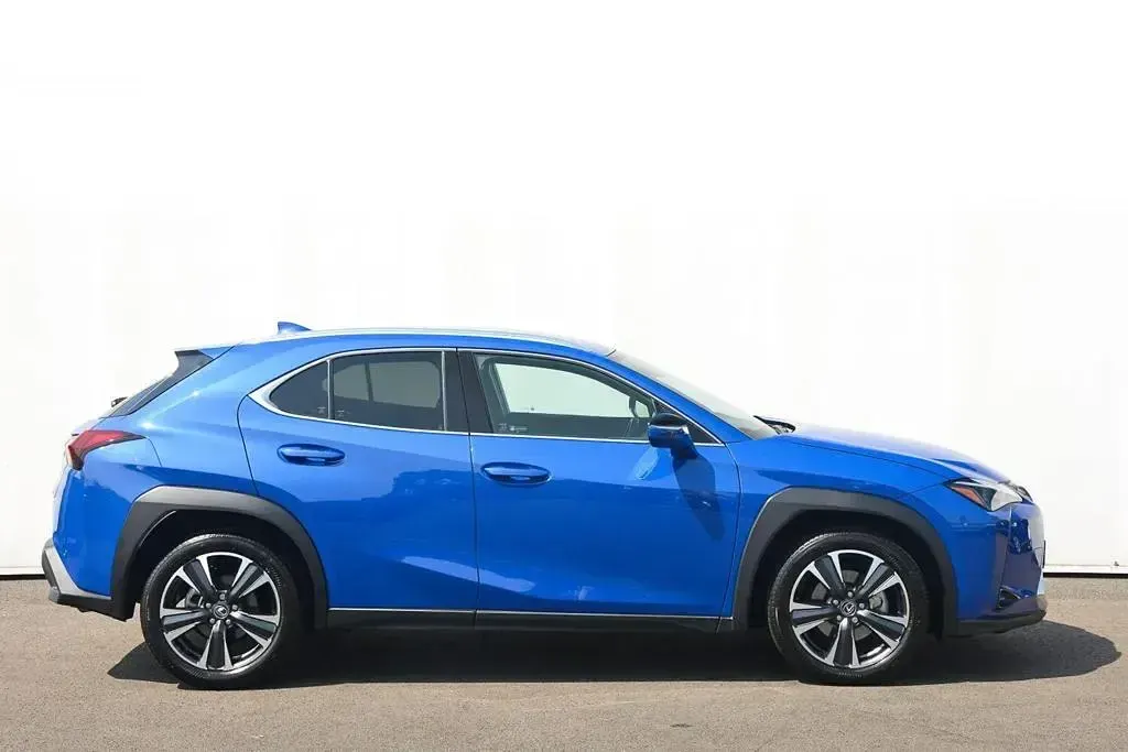 Used Lexus UX 300h 2025 Blue SUV