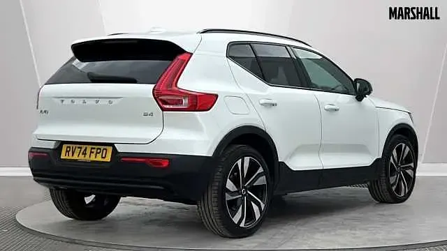 Used Volvo XC40 Ultra 194 HP (142 kW) 2025 White SUV