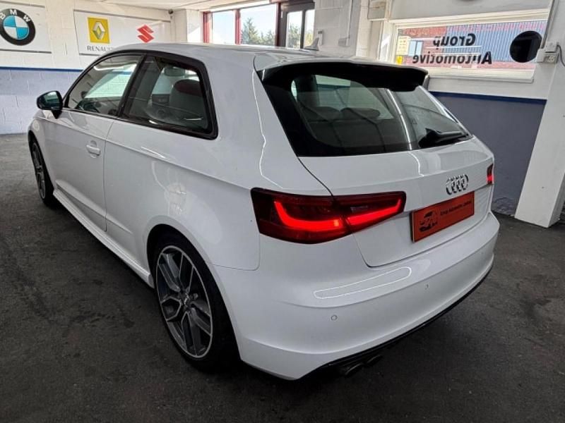 Used Audi S3 Sportback Advanced 300 HP (220 kW) 2015 White Hatchback