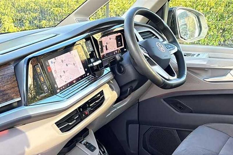 Used VW Multivan Style 150 HP (110 kW) 2025 Black Van