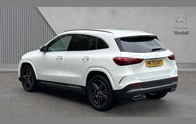 Used Mercedes GLA200 Executive 161 HP (118 kW) 2025 White SUV