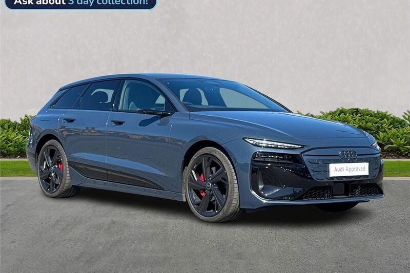 Blue Used 2025 Audi e-tron Performance SUV | £62,363 - Image 1/4