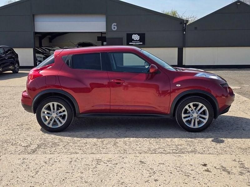 Used Nissan Juke Acenta 117 HP (86 kW) 2011 Red SUV