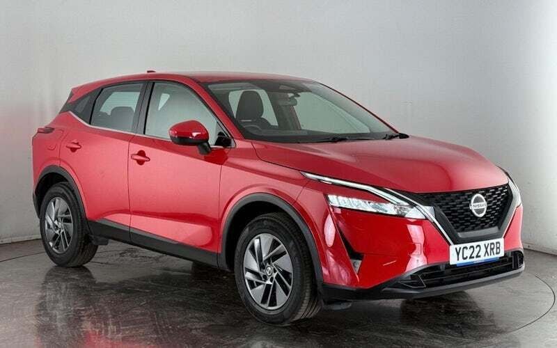 Red Used 2022 Nissan Qashqai Acenta Premium SUV | £15,600 (Good price) - Image 1/3