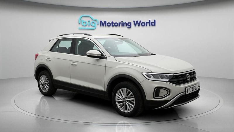 Grey Used 2022 VW T-Roc Life SUV | £17,600 (Good price) - Image 1/4