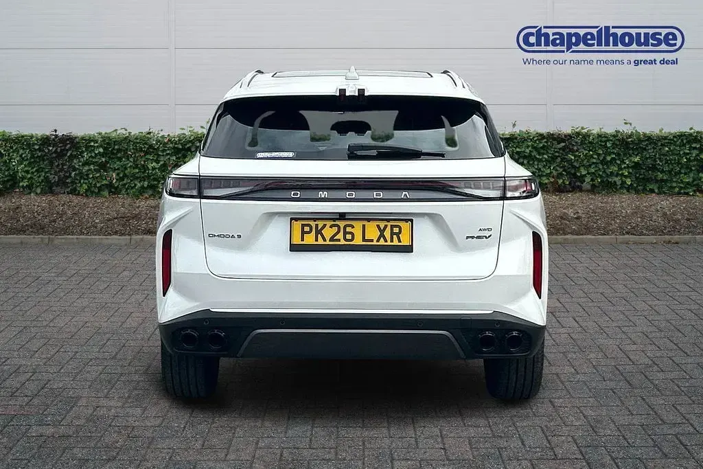 Used Omoda 9 537 HP (394 kW) 2026 SUV