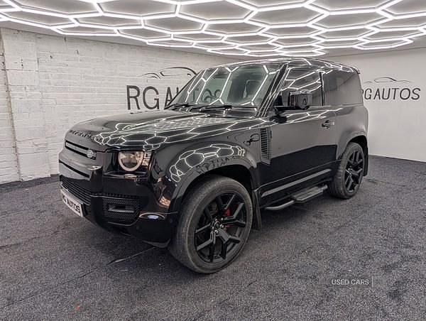 Black Used 2021 Land Rover Defender S Estate | £39,995 (Super price) - Image 1/4