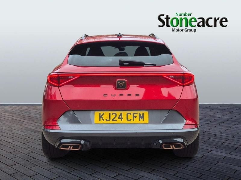 Used Cupra Formentor 200 HP (147 kW) 2024 Red SUV