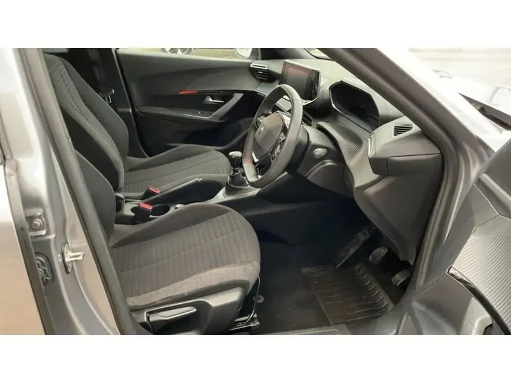 Used Peugeot 2008 Active+ 2023 Cumulus grey SUV