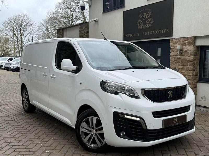 Used Peugeot Expert 120 HP (88 kW) 2017 White Van