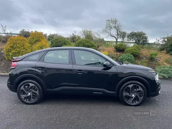 Used Citroën C4 110 HP (80 kW) 2023 Black SUV