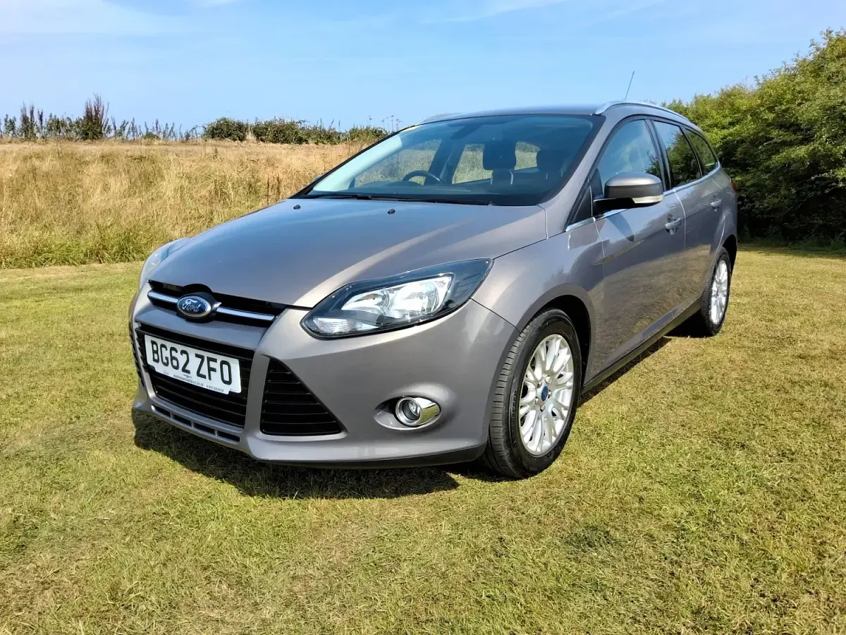Used Ford Focus Titanium 136 HP (100 kW) 2012 Brown Estate