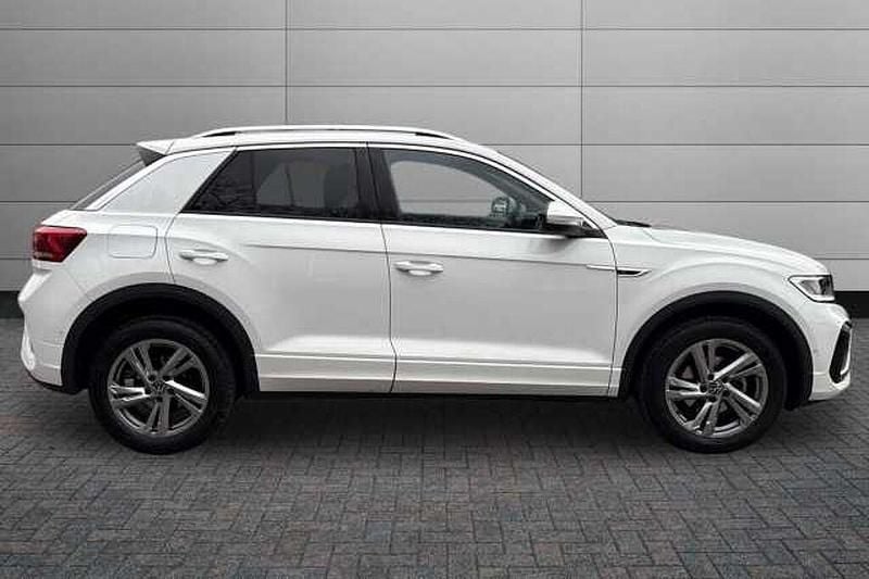 Used VW T-Roc R-line 150 HP (110 kW) 2023 Pure white SUV
