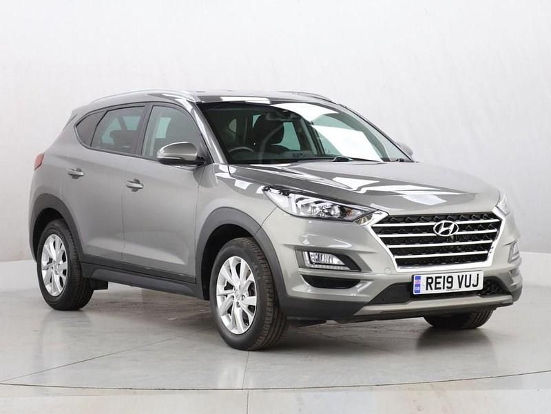 Used Hyundai Tucson SE 115 HP (84 kW) 2019 Grey SUV