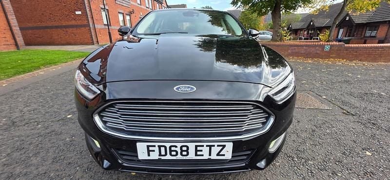 Black Used 2018 Ford Mondeo Zetec Hatchback | £5,499 (Super price) - Image 1/4