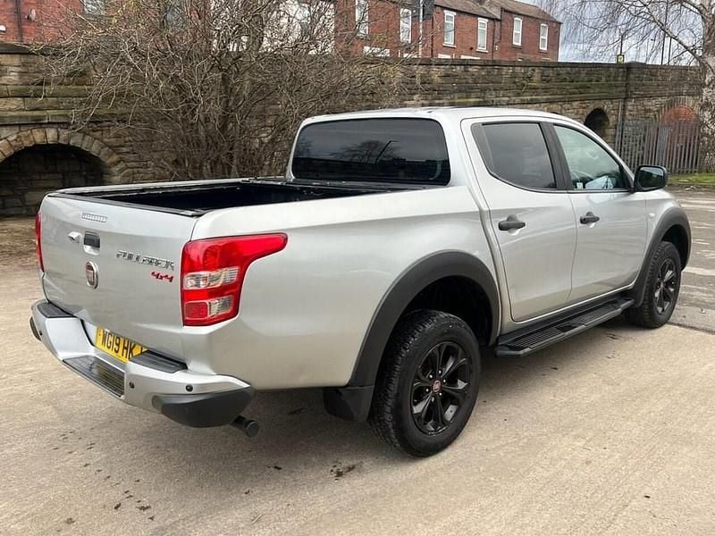 Używany Fiat Fullback Cross 180 KM (132 kW) 2019 Szary Pickup