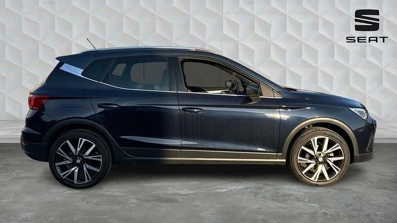 Used Seat Arona FR 108 HP (79 kW) 2023 Blue SUV