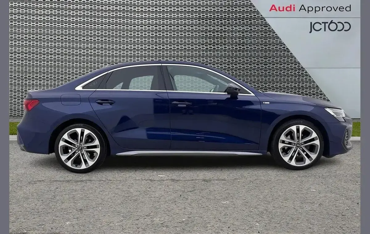 Used Audi A3 S-Line 147 HP (108 kW) 2025 Blue Sedan