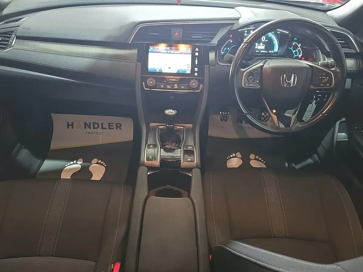 Used Honda Civic SR 120 HP (88 kW) 2018 Grey Hatchback
