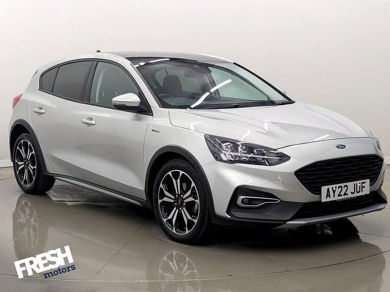 Moondust silver (premium paint) Used 2022 Ford Focus Active X Hatchback | £15,990 (Fair price) - Image 1/4