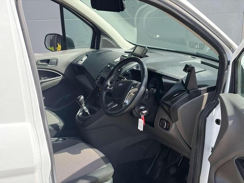 Used Ford Transit Connect S 2020 White MPV