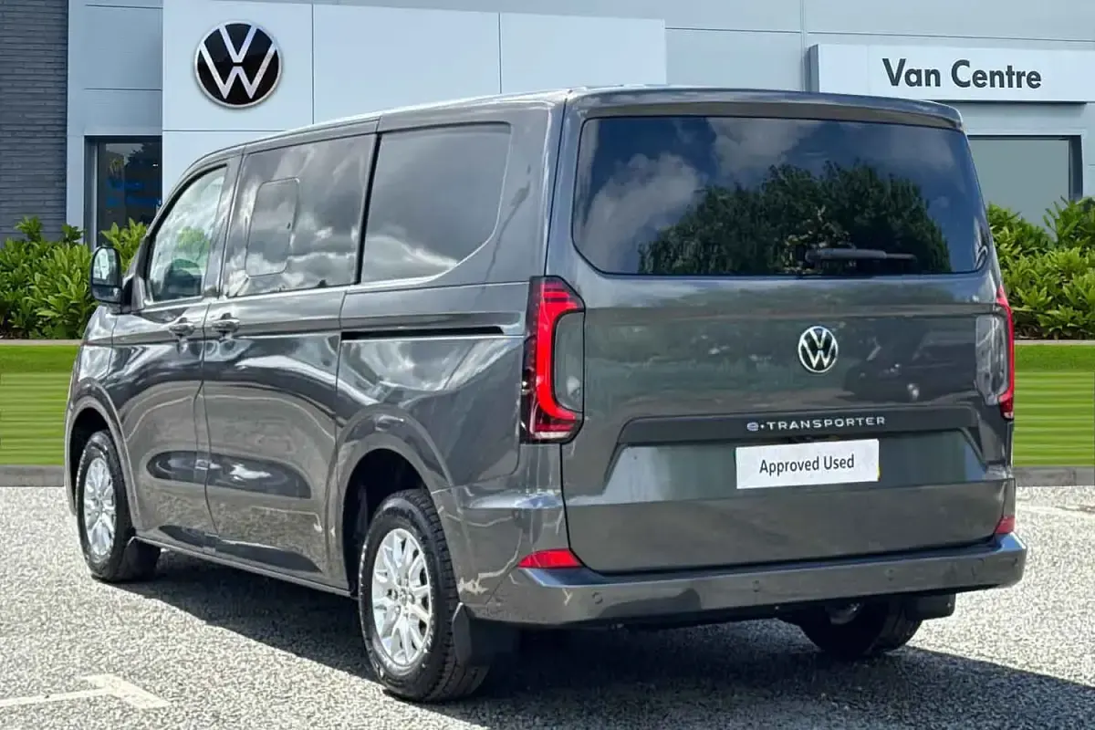 New VW T7 Pro 160 kW (218 HP) 2025 Grey Van