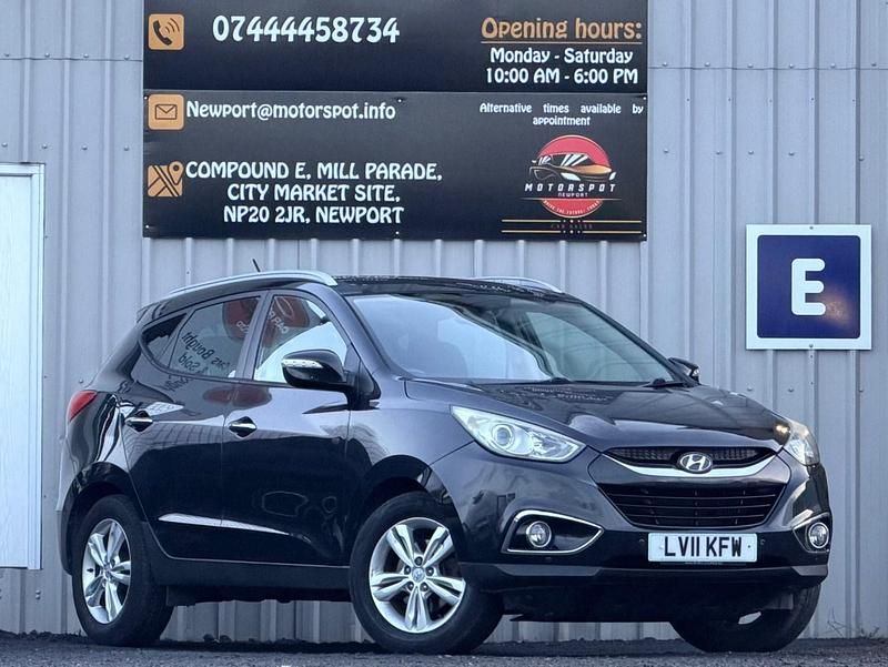 Black Used 2011 Hyundai ix35 Premium SUV | £2,999 (Fair price) - Image 1/4