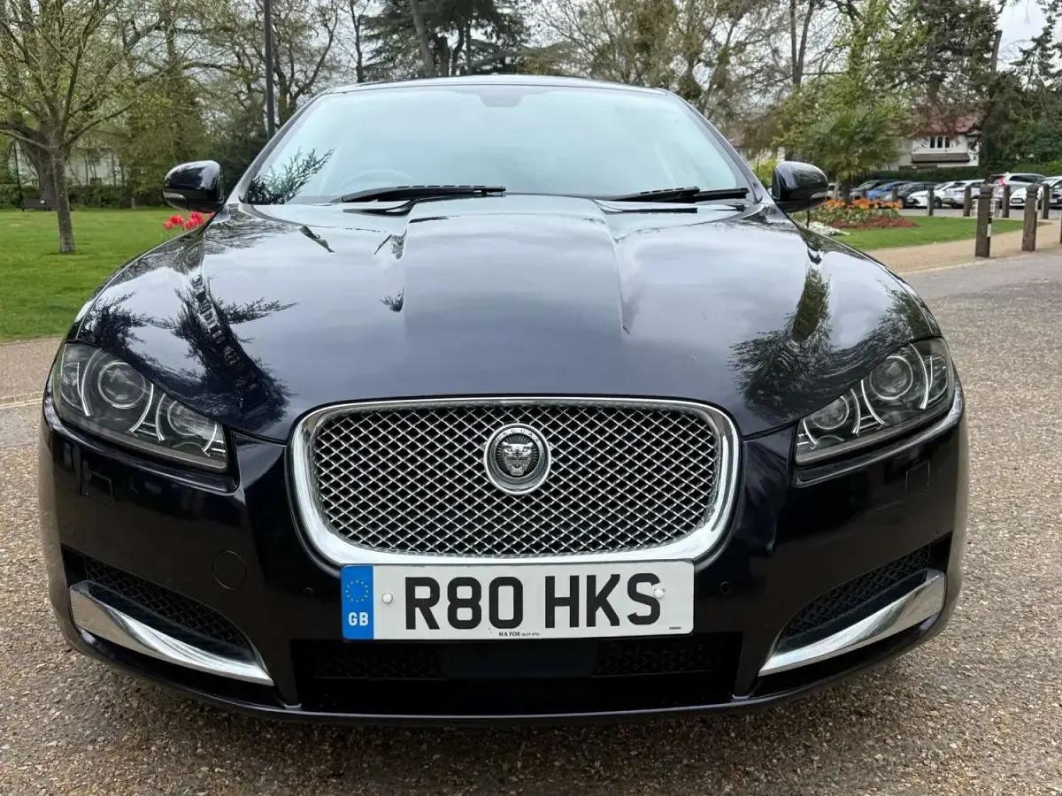 Begagnad Jaguar XF Premium Luxury 2011 Blå Sedan