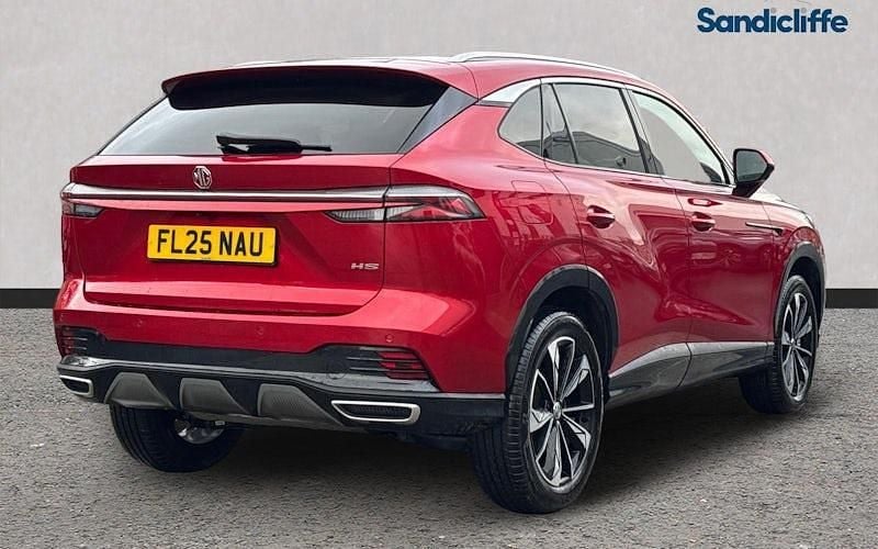 Used MG HS Trophy 170 HP (125 kW) 2024 Tri coat  dynamic red SUV