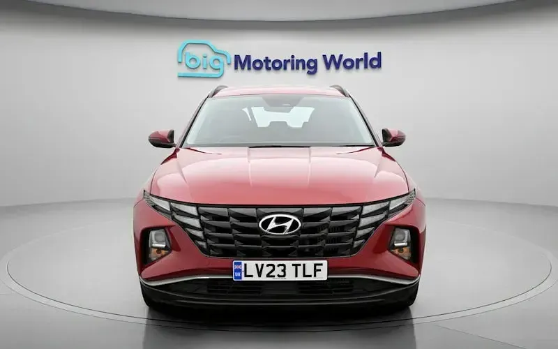 Second-hand Hyundai Tucson SE 180 CP (132 kW) 2023 Roșu SUV