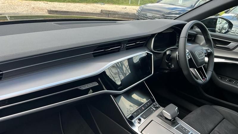 New Audi A6 S-Line 299 HP (219 kW) 2025 Black Estate