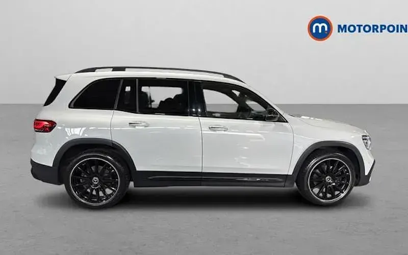 Second-hand Mercedes GLB200 AMG Line Premium Plus 150 CP (110 kW) 2022 Alb SUV