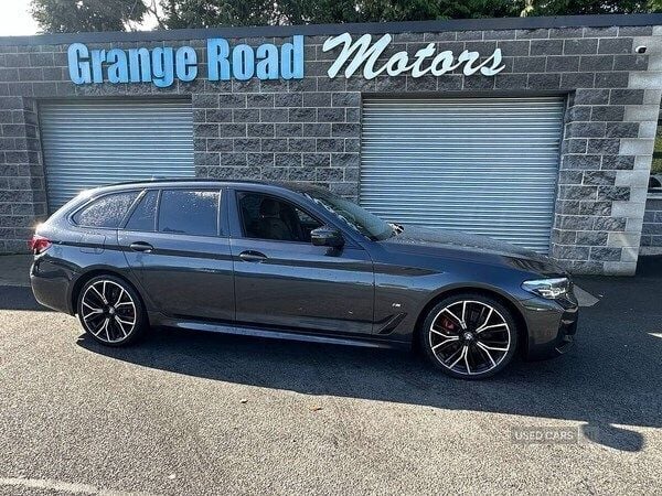 Grey Used 2022 BMW 520 M Sport Estate | £26,995 (Fair price) - Image 1/4