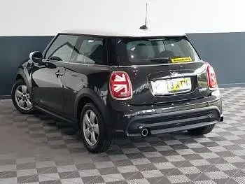 Used Mini Cooper Classic 136 HP (100 kW) 2023 Black Hatchback