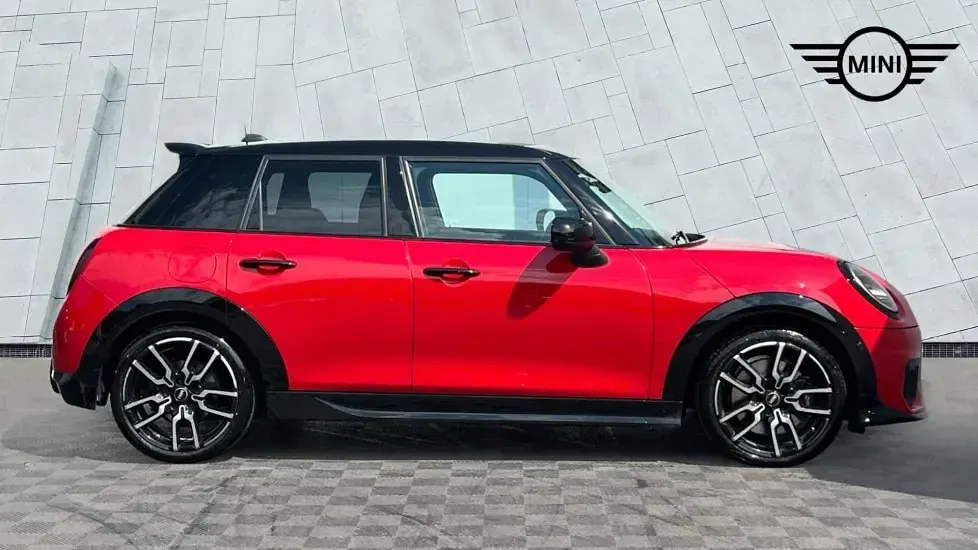 Used Mini Cooper S Hatch 201 HP (147 kW) 2024 Red Hatchback