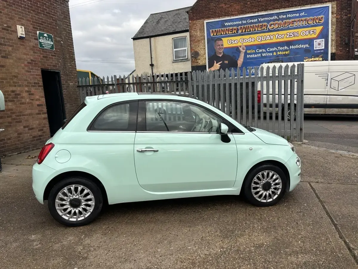 Used Fiat 500 Lounge 69 HP (50 kW) 2015 Green Hatchback