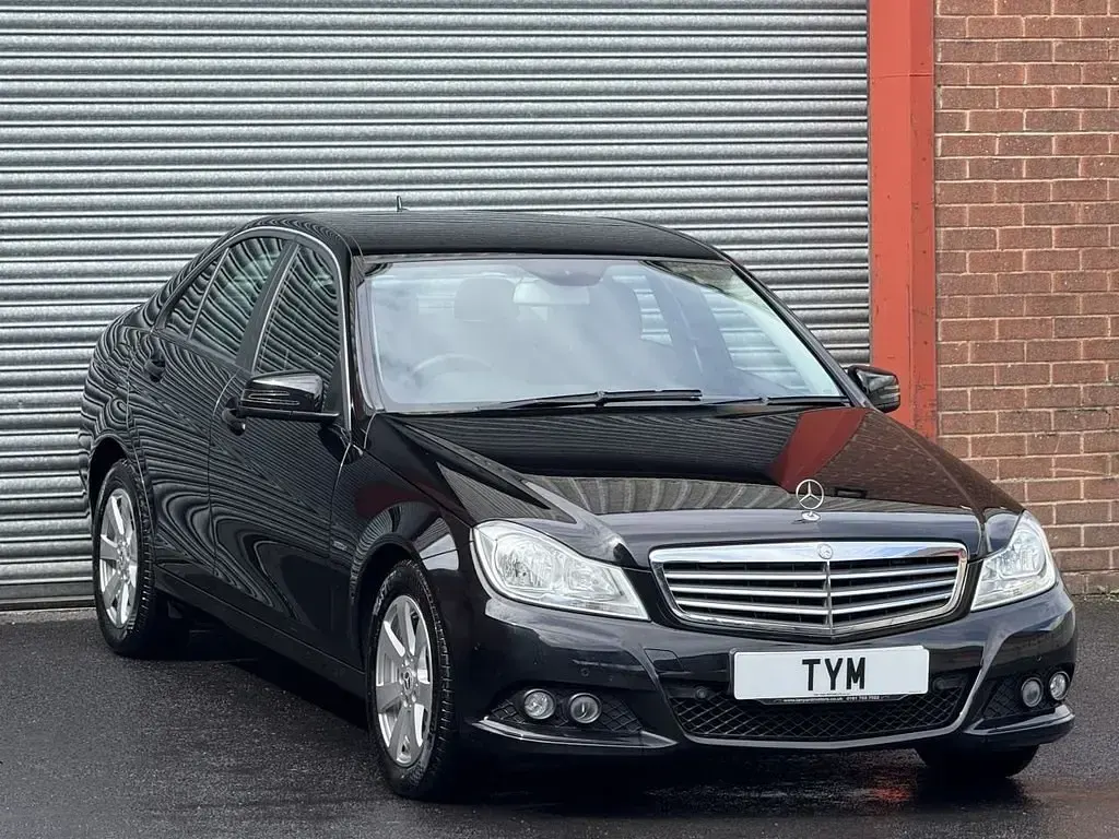 Begagnad Mercedes C180 SE 156 HK (114 kW) 2012 Svart Sedan