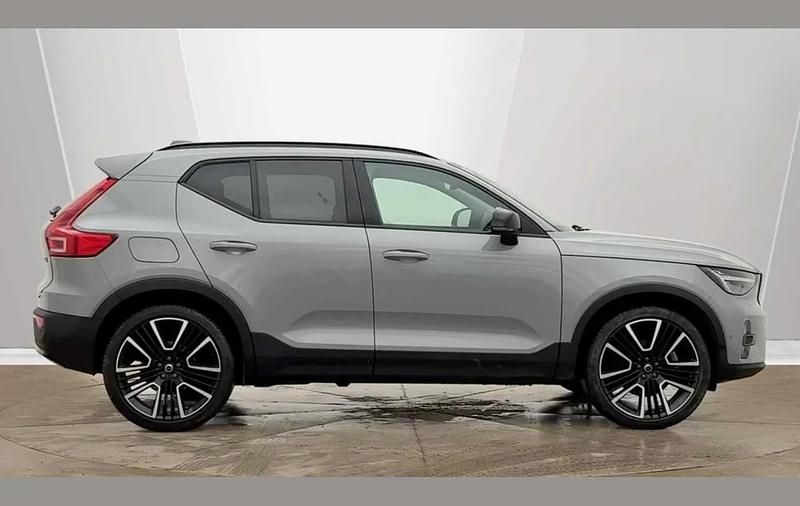 Used Volvo XC40 Ultra 161 HP (118 kW) 2025 Grey SUV