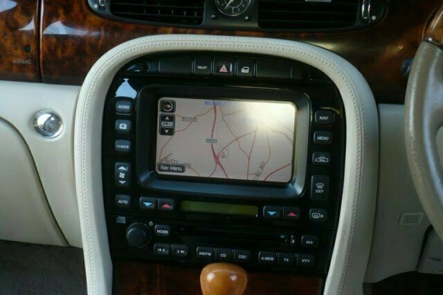 Used Jaguar XJ6 240 HP (176 kW) 2003 Sedan