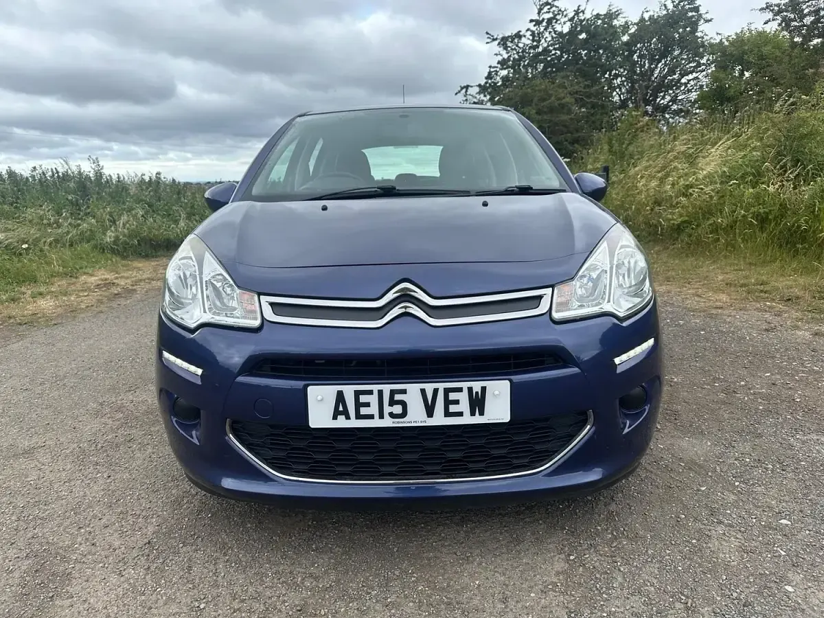 Used Citroën C3 PureTech 82 HP (60 kW) 2015 Blue Hatchback
